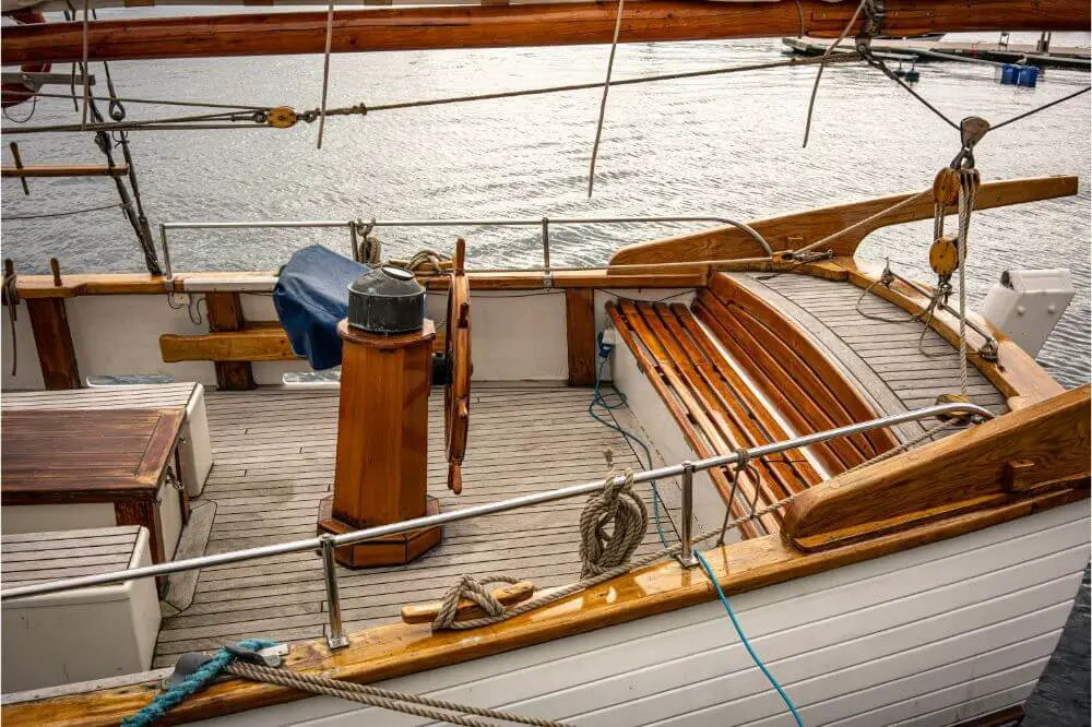 How to Clean Teak Wood on a Boat